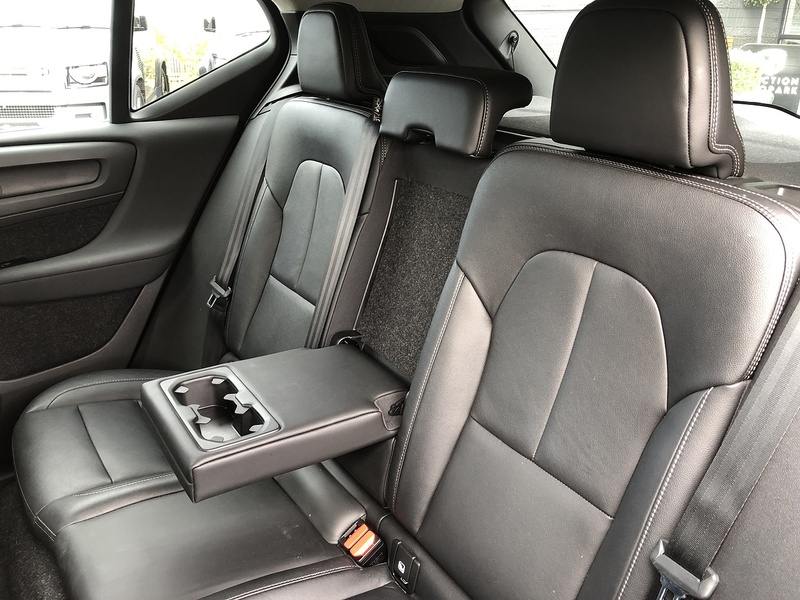 Volvo XC40 B4 MHEV Inscription Pro - U1989