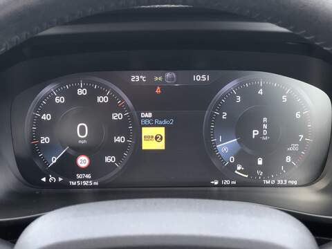 Volvo XC40 B4 MHEV Inscription Pro - U1989