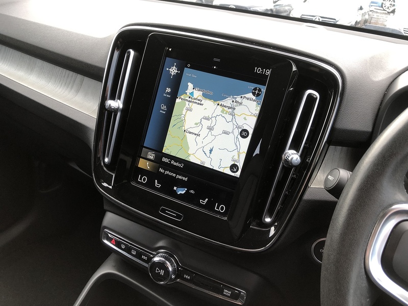 Volvo XC40 B4 MHEV Inscription Pro - U1989