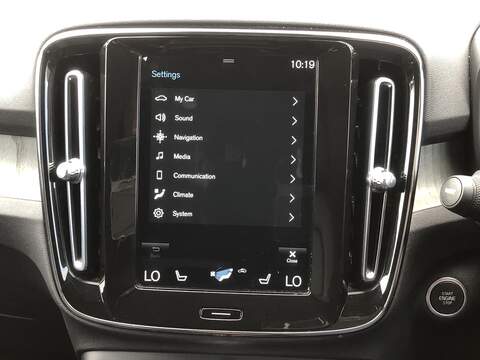 Volvo XC40 B4 MHEV Inscription Pro - U1989