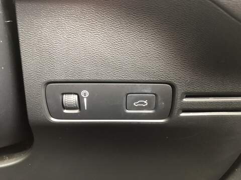 Volvo XC40 B4 MHEV Inscription Pro - U1989
