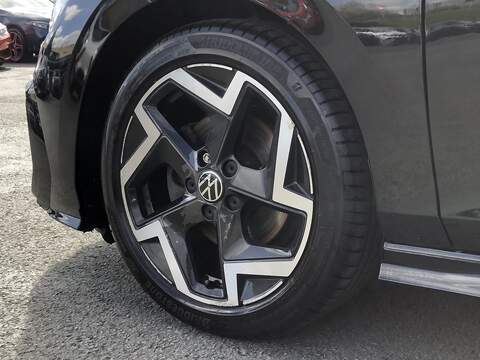 Volkswagen Golf TSI R-Line - U1991