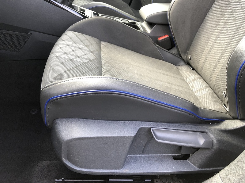 Volkswagen Golf TSI R-Line - U1991