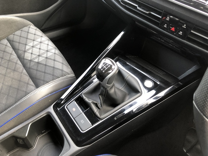 Volkswagen Golf TSI R-Line - U1991