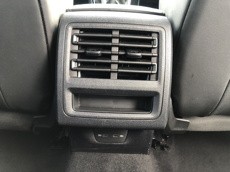 Volkswagen Golf TSI R-Line - U1991