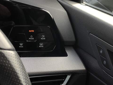 Volkswagen Golf TSI R-Line - U1991