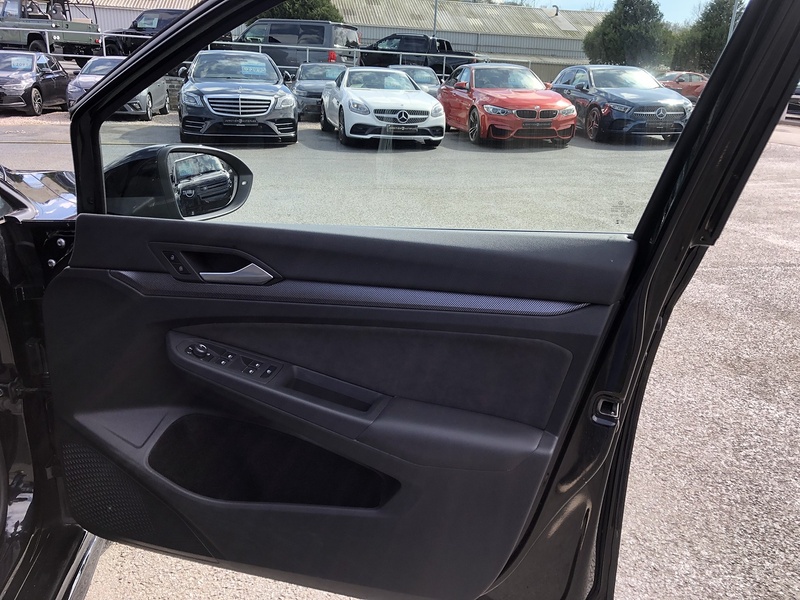 Volkswagen Golf TSI R-Line - U1991
