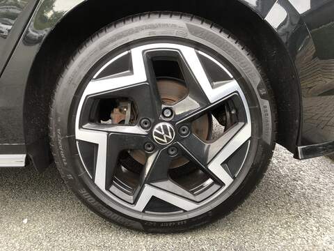 Volkswagen Golf TSI R-Line - U1991
