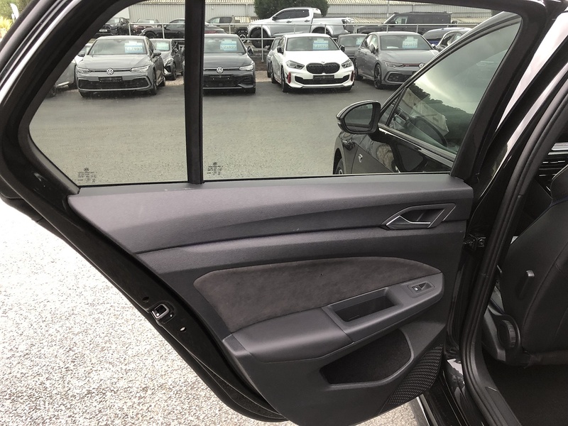 Volkswagen Golf TSI R-Line - U1991