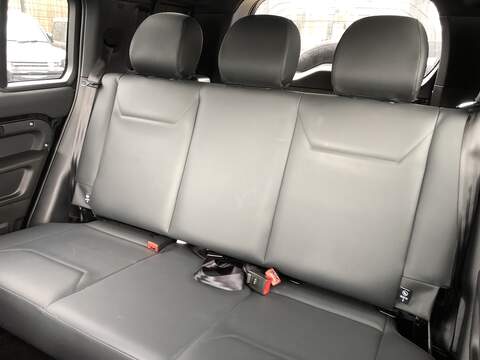 Land Rover Defender 110 D250 MHEV HSE - U1992