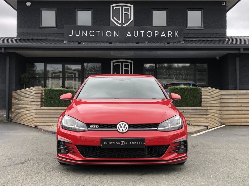 Volkswagen Golf TDI GTD - U1994