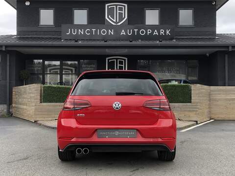 Volkswagen Golf TDI GTD - U1994