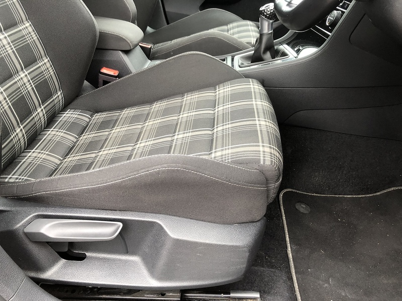 Volkswagen Golf TDI GTD - U1994