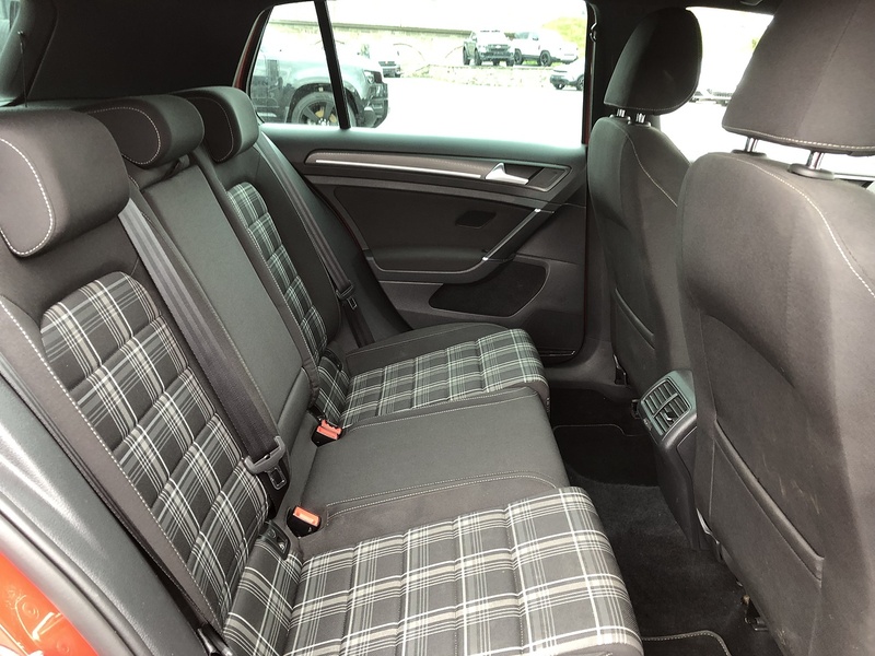 Volkswagen Golf TDI GTD - U1994