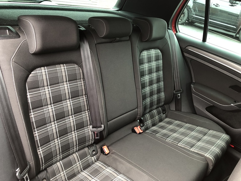 Volkswagen Golf TDI GTD - U1994