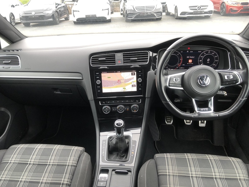 Volkswagen Golf TDI GTD - U1994