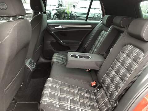 Volkswagen Golf TDI GTD - U1994