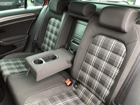 Volkswagen Golf TDI GTD - U1994