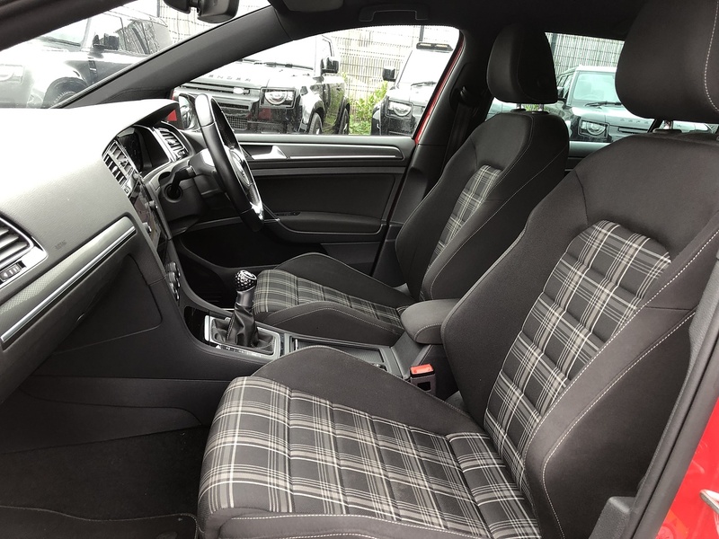 Volkswagen Golf TDI GTD - U1994