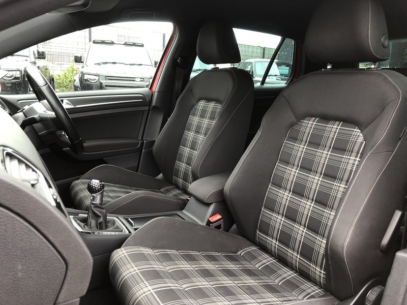 Volkswagen Golf TDI GTD - U1994
