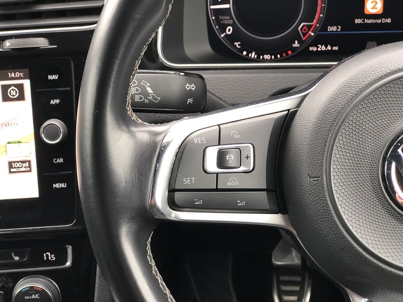 Volkswagen Golf TDI GTD - U1994