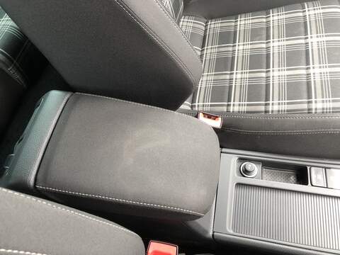 Volkswagen Golf TDI GTD - U1994