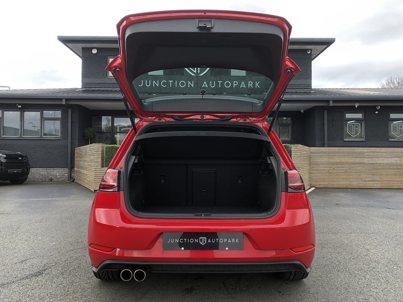 Volkswagen Golf TDI GTD - U1994