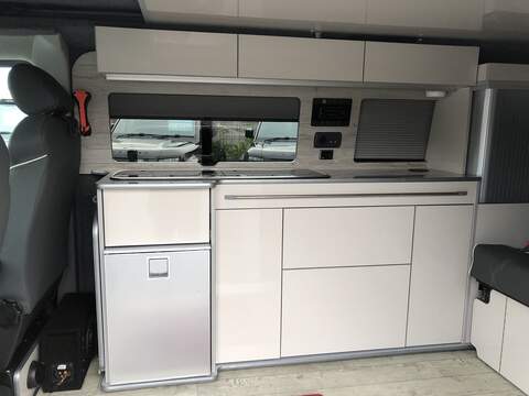 Volkswagen Transporter TDI T28 Highline - U1997