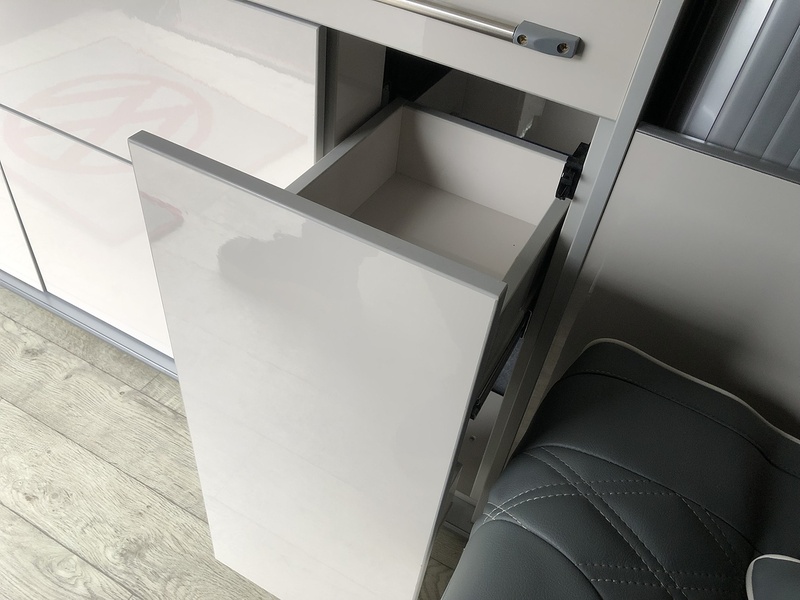 Volkswagen Transporter TDI T28 Highline - U1997