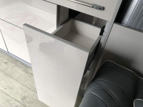 Volkswagen Transporter TDI T28 Highline - U1997