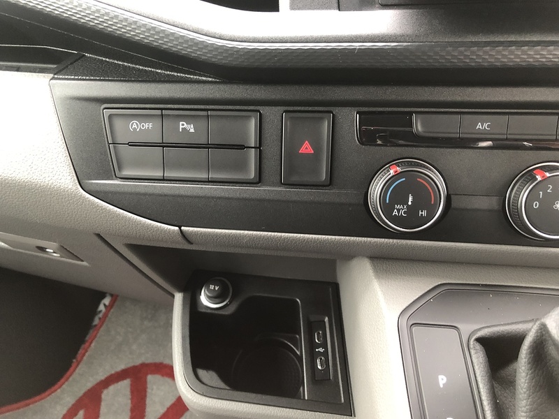 Volkswagen Transporter TDI T28 Highline - U1997