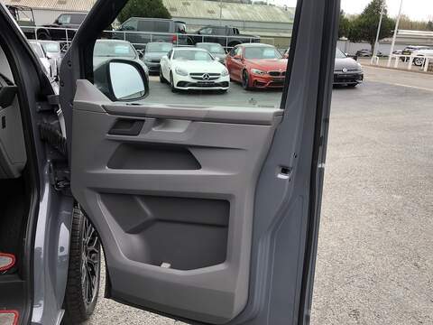 Volkswagen Transporter TDI T28 Highline - U1997