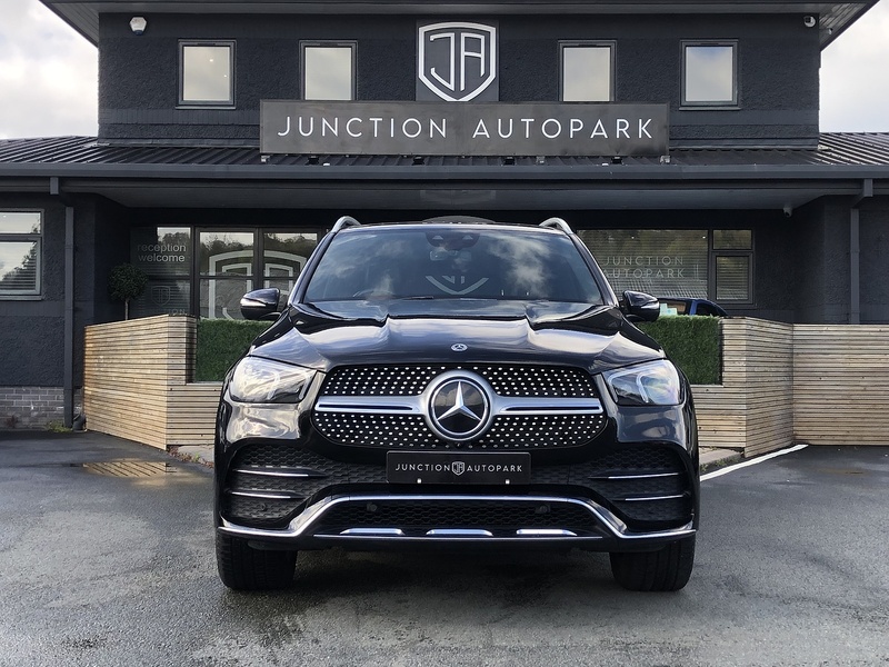 Mercedes-Benz GLE GLE300d AMG Line - U2000