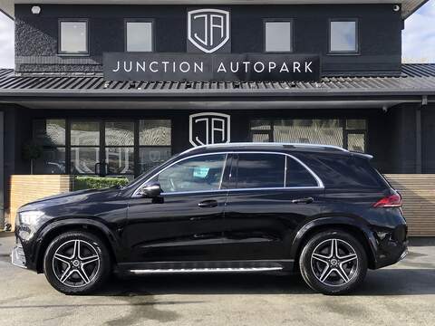 Mercedes-Benz GLE GLE300d AMG Line - U2000