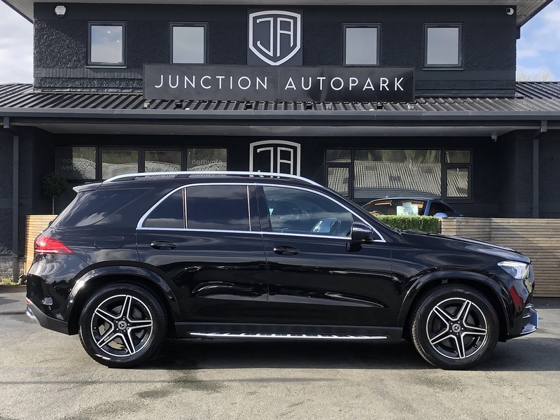 Mercedes-Benz GLE GLE300d AMG Line - U2000