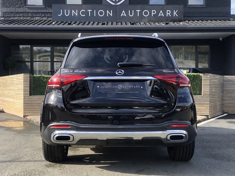 Mercedes-Benz GLE GLE300d AMG Line - U2000