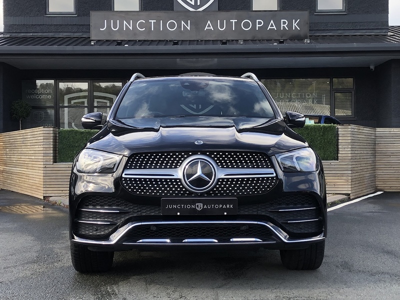 Mercedes-Benz GLE GLE300d AMG Line - U2000