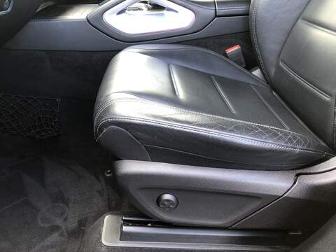 Mercedes-Benz GLE GLE300d AMG Line - U2000