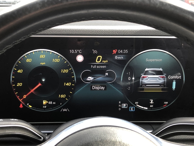 Mercedes-Benz GLE GLE300d AMG Line - U2000