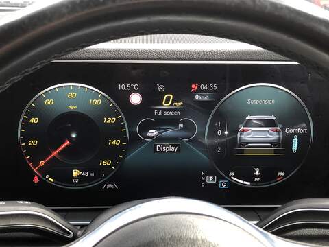 Mercedes-Benz GLE GLE300d AMG Line - U2000