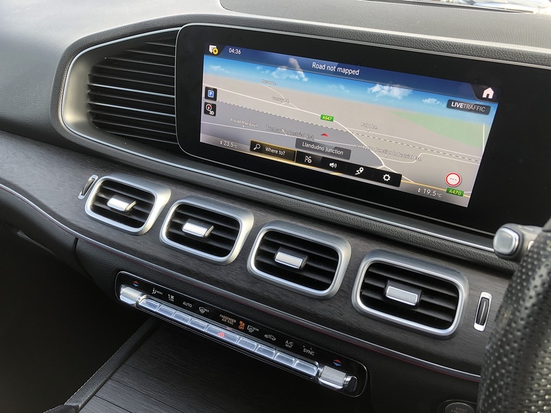 Mercedes-Benz GLE GLE300d AMG Line - U2000