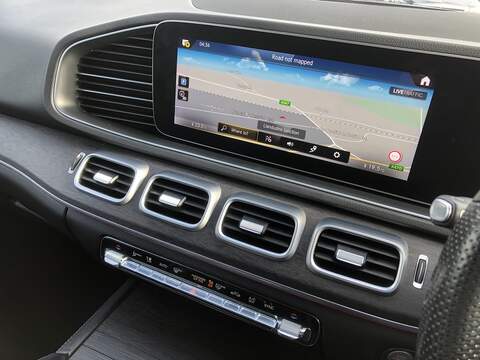 Mercedes-Benz GLE GLE300d AMG Line - U2000
