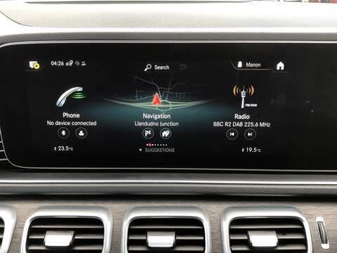 Mercedes-Benz GLE GLE300d AMG Line - U2000