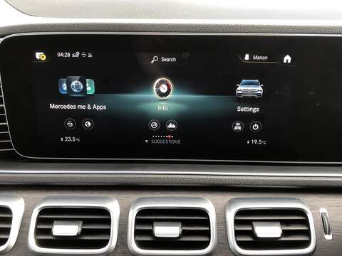Mercedes-Benz GLE GLE300d AMG Line - U2000
