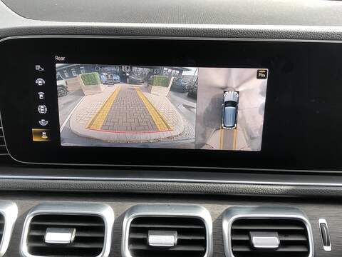 Mercedes-Benz GLE GLE300d AMG Line - U2000