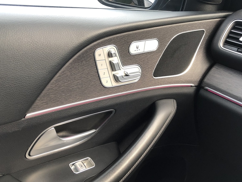 Mercedes-Benz GLE GLE300d AMG Line - U2000