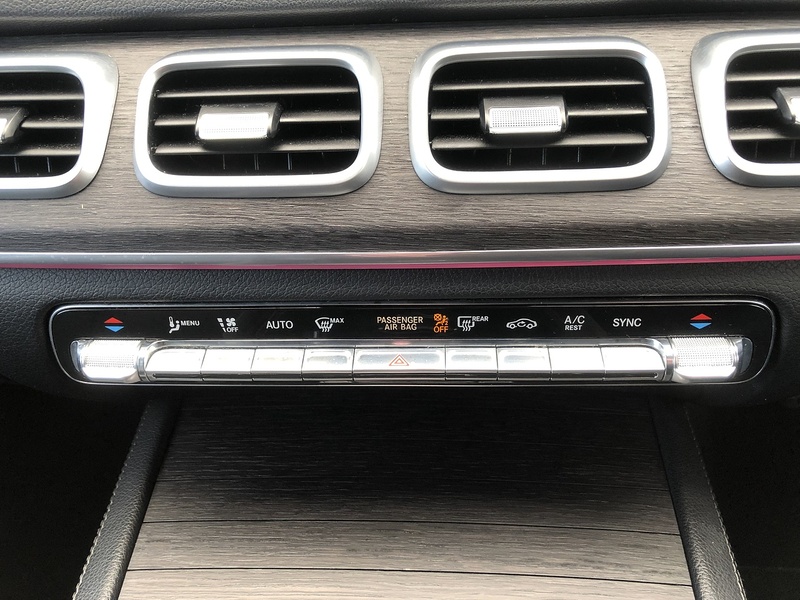 Mercedes-Benz GLE GLE300d AMG Line - U2000