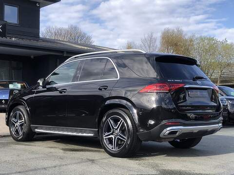 Mercedes-Benz GLE GLE300d AMG Line - U2000