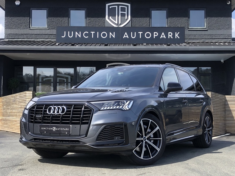 Audi Q7 TDI V6 Black Edition - U2001