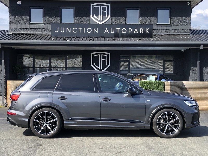Audi Q7 TDI V6 Black Edition - U2001